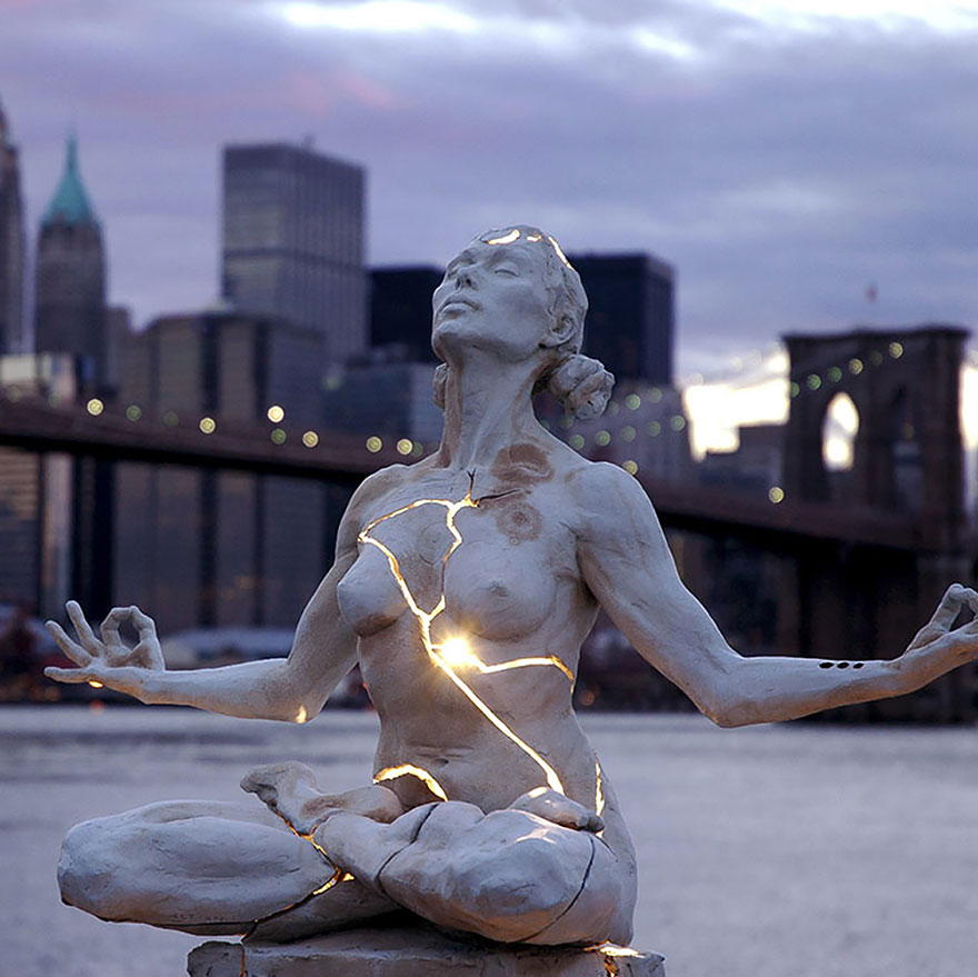 WORLD MOST AMAZING STATUES AND SCULPTURES (PHOTOS)